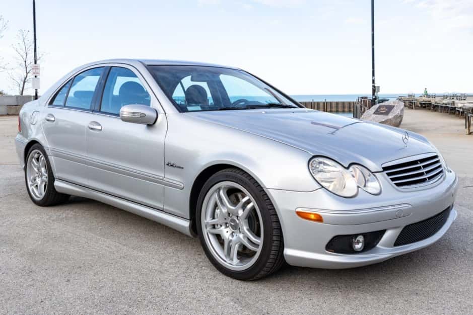 2005 Mercedes-Benz W203 C55 & C32 AMG sold for $18,203