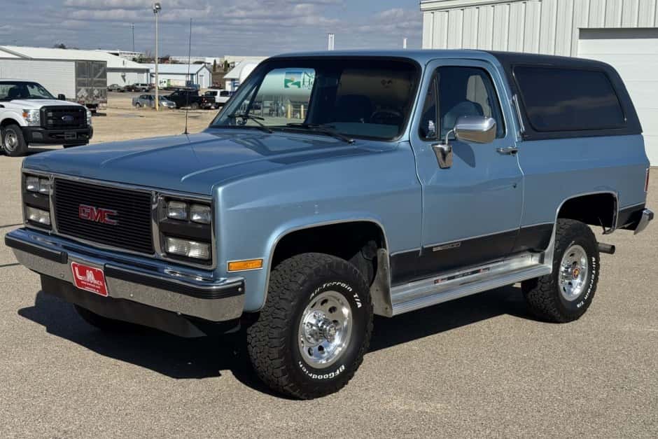 1989 GMC Jimmy (1973-1991) sold for $26,500