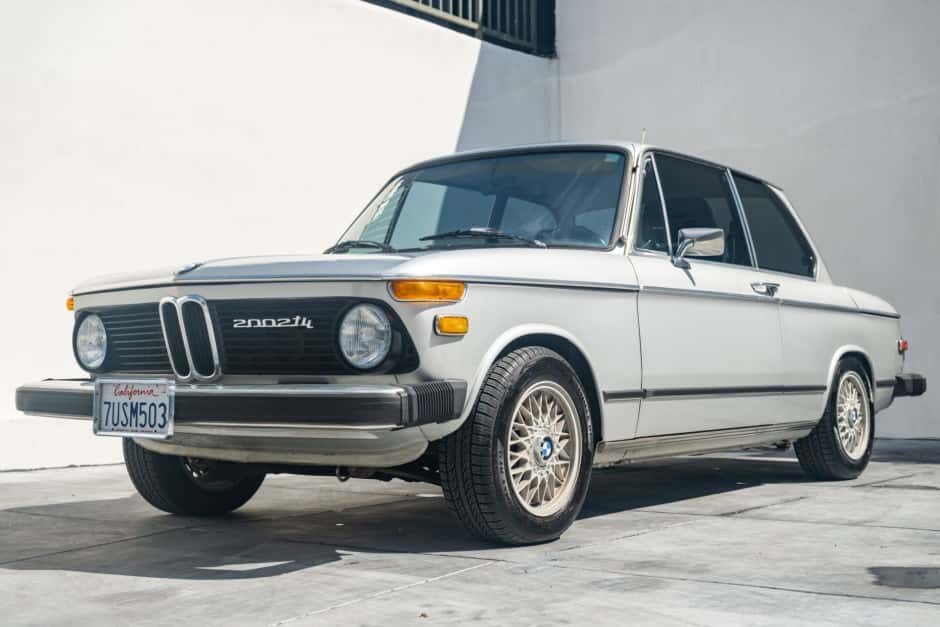 1974 BMW 2002tii sold for $22,800