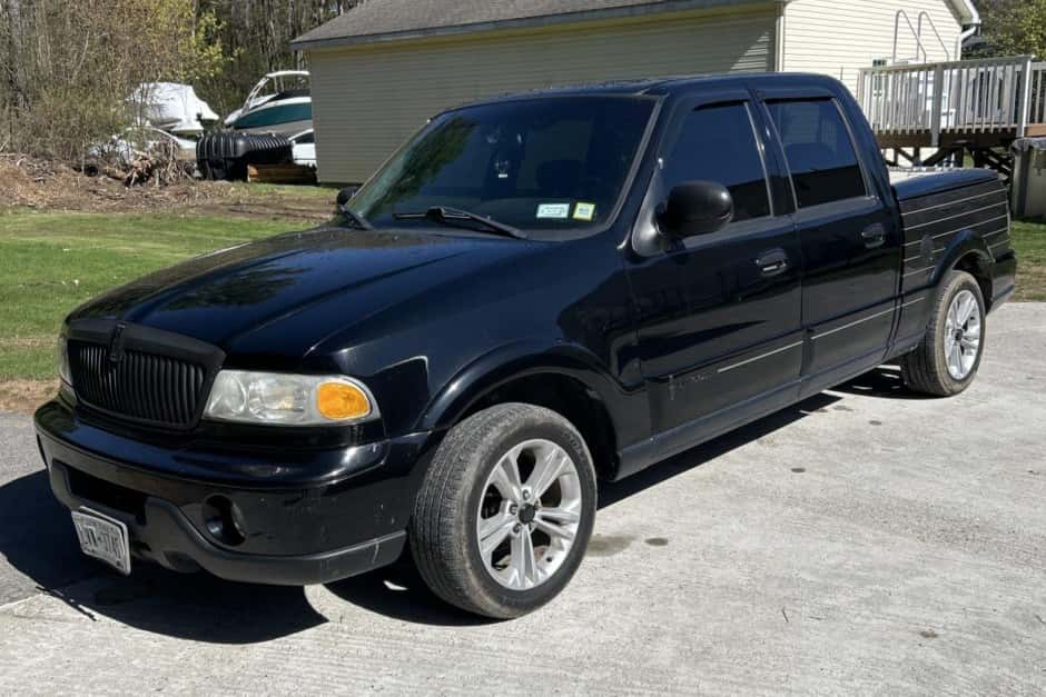 2002 Lincoln Blackwood & Mark LT sold for $6,000