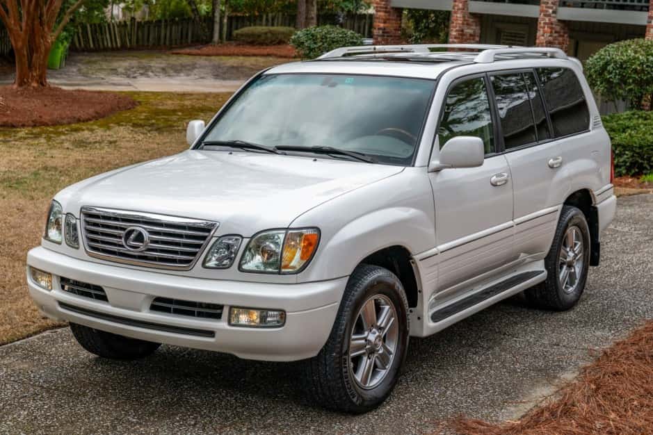 2006 Lexus LX470 sold for $44,500