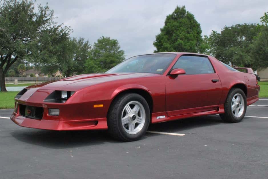 1991 Chevrolet Camaro (3rd Generation – 1982-1992) sold for $40,500
