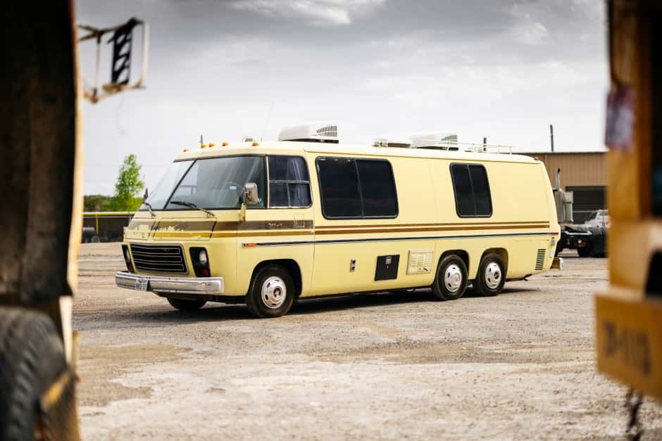 1977 GMC Motorhome sold for $16,500