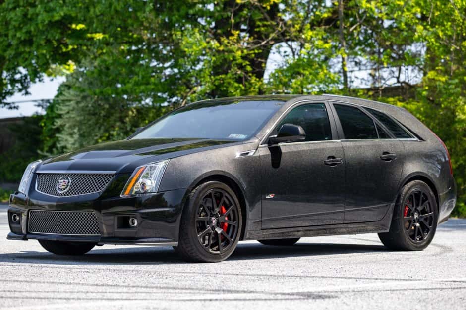 2013 Cadillac CTS & CTS-V sold for $48,000