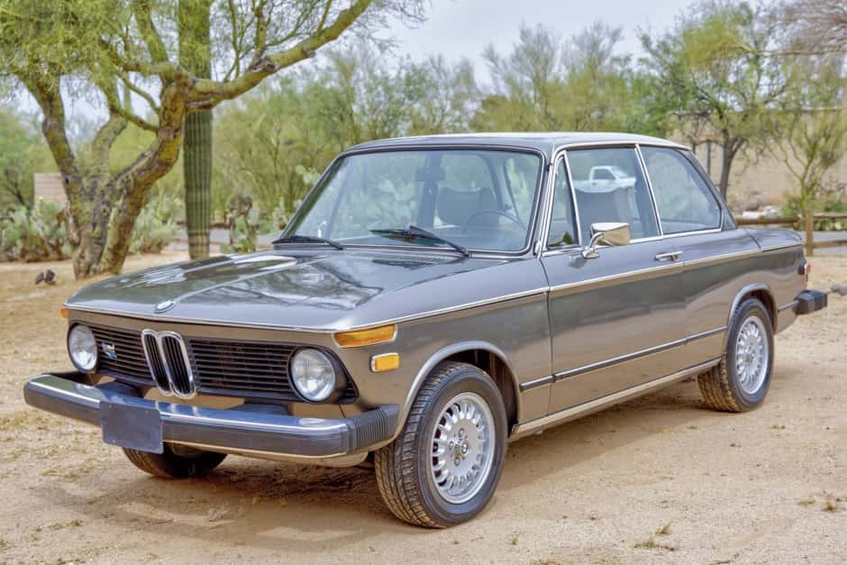 1975 BMW 2002 sold for $18,850