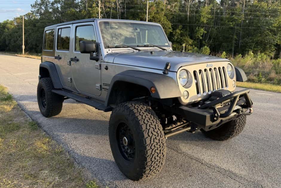 2017 Jeep Wrangler JK (2007-2018) sold for $31,250