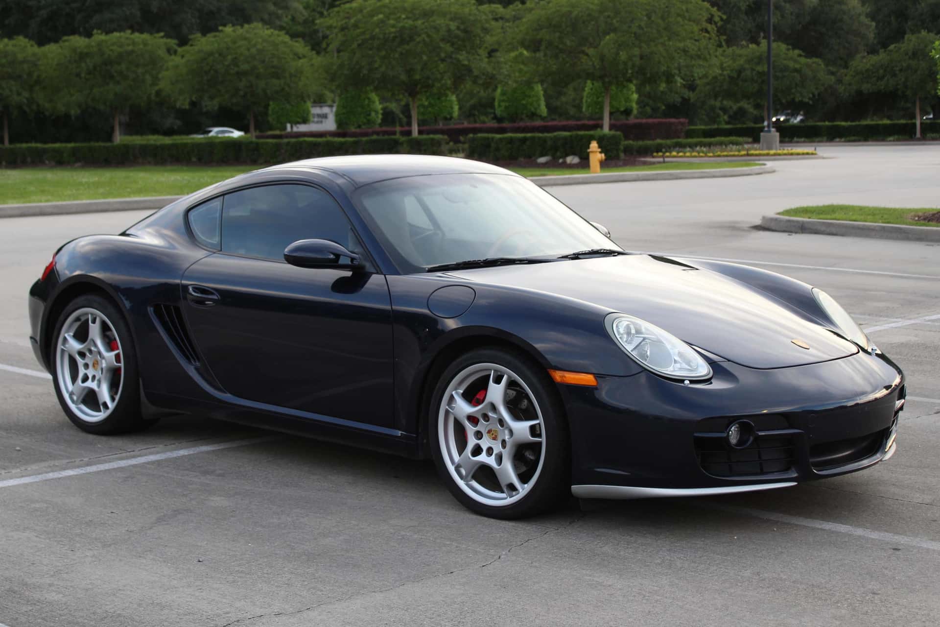 2006 Porsche 987 Cayman sold for $25,000