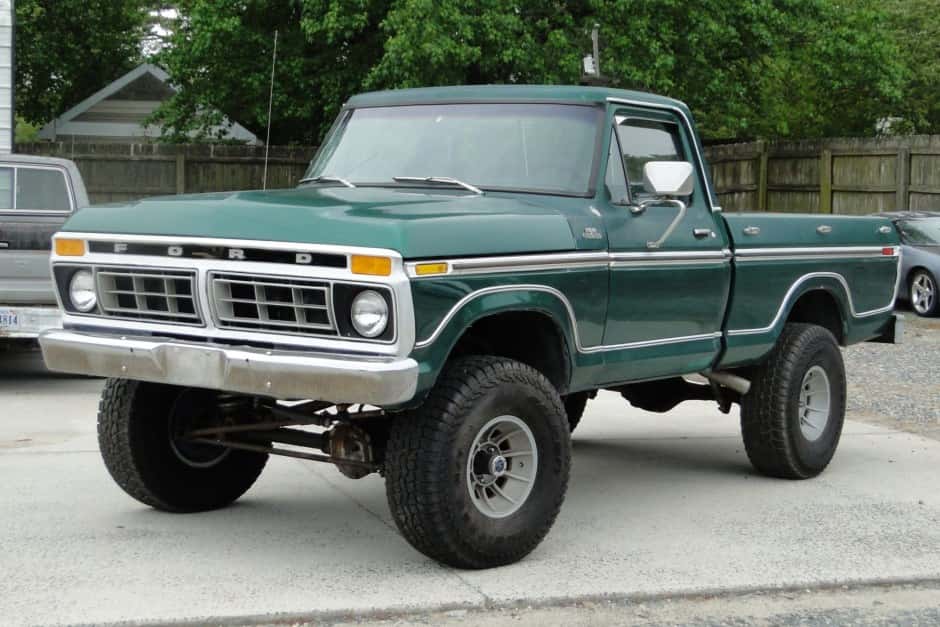 1977 Ford F-Series 1973-1979 sold for $14,000
