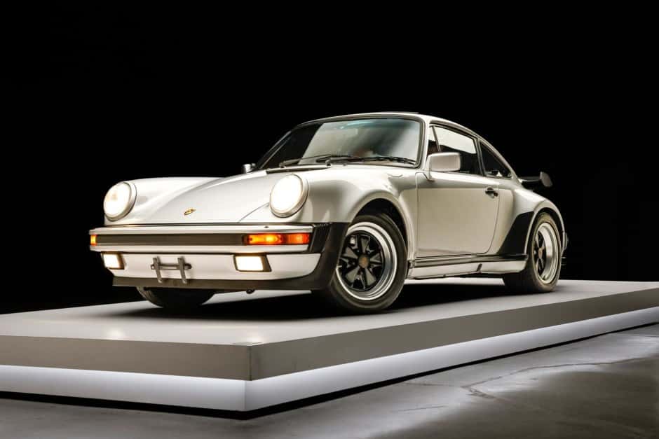 1988 Porsche 930 Turbo sold for $168,930