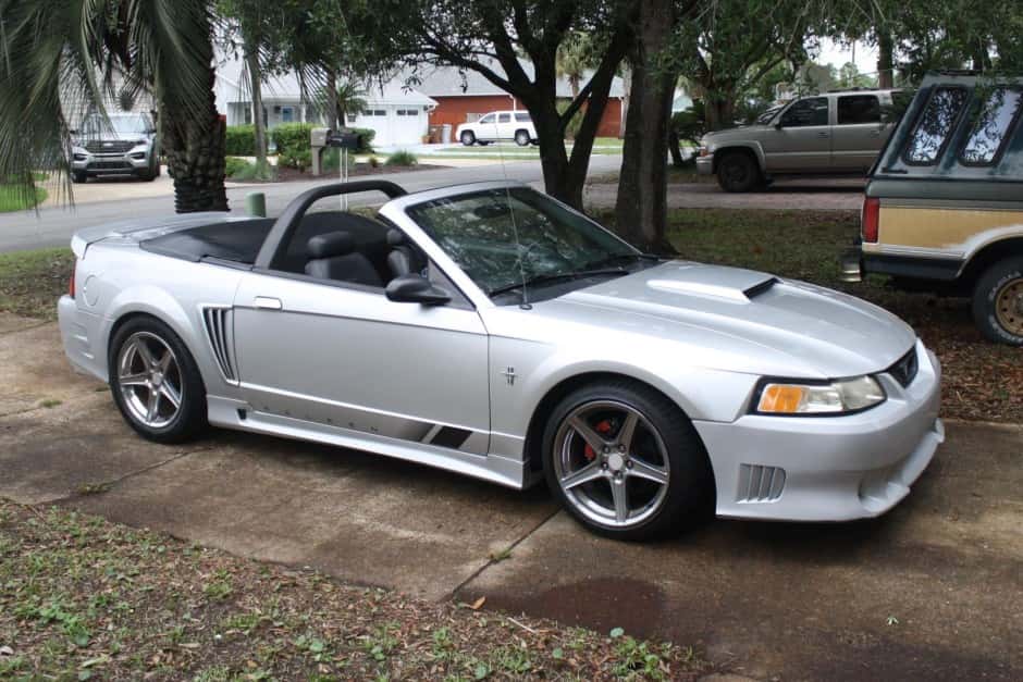 2001 Ford Mustang SN95 1994-2004 sold for $10,250