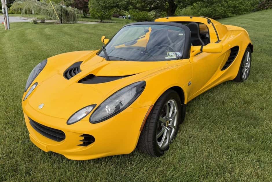 2005 Lotus Elise sold for $35,500