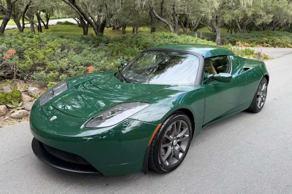 2008 Tesla Roadster sold for $45,250