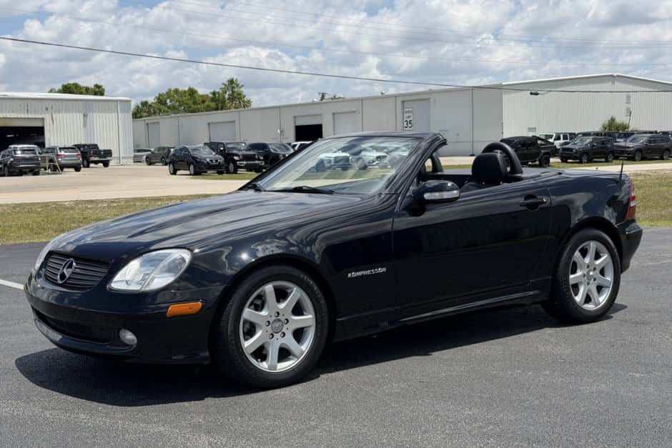 2004 Mercedes-Benz SLK & SLC-Class sold for $10,100