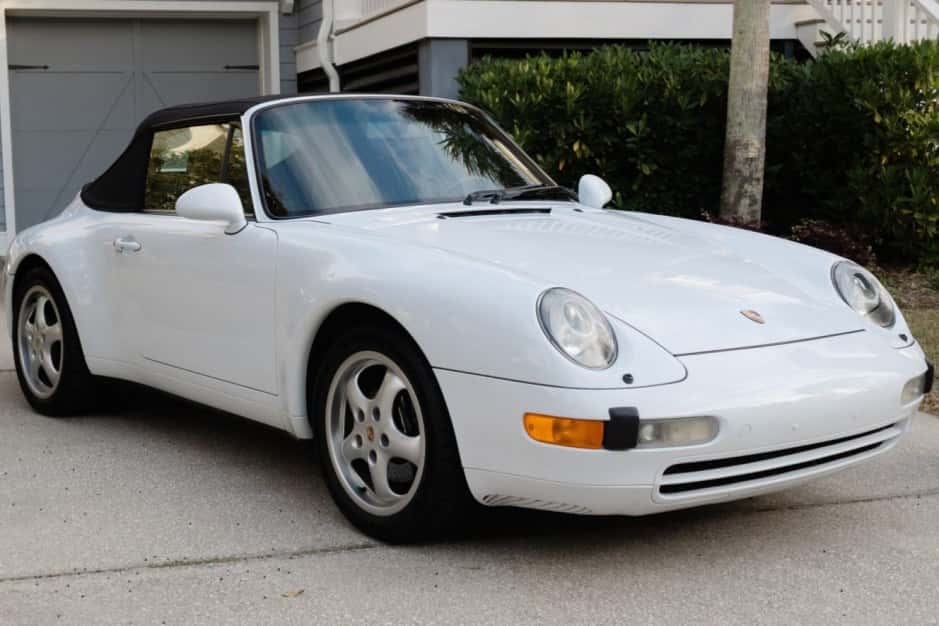 1997 Porsche 993 911 Carrera sold for $93,000