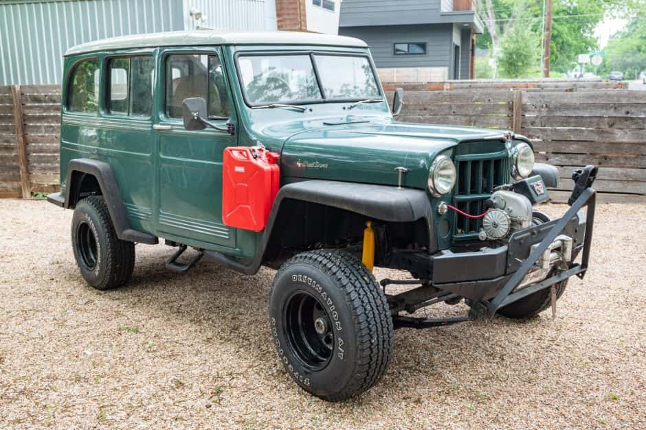 1963 Willys Jeep Wagon sold for $11,500
