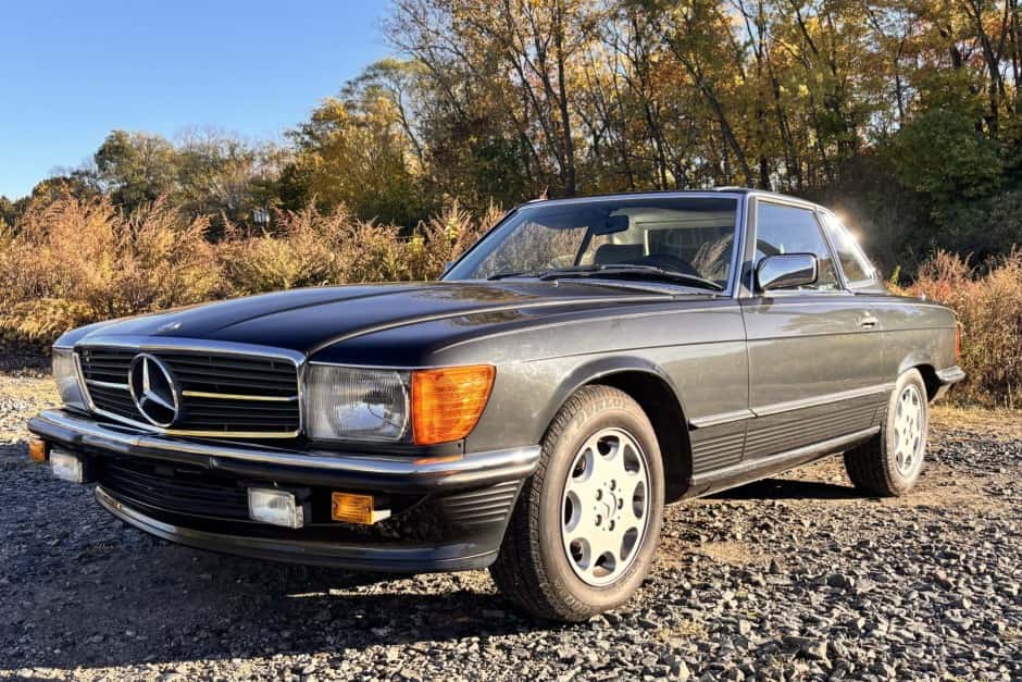 1986 Mercedes-Benz R107 SL sold for $16,250