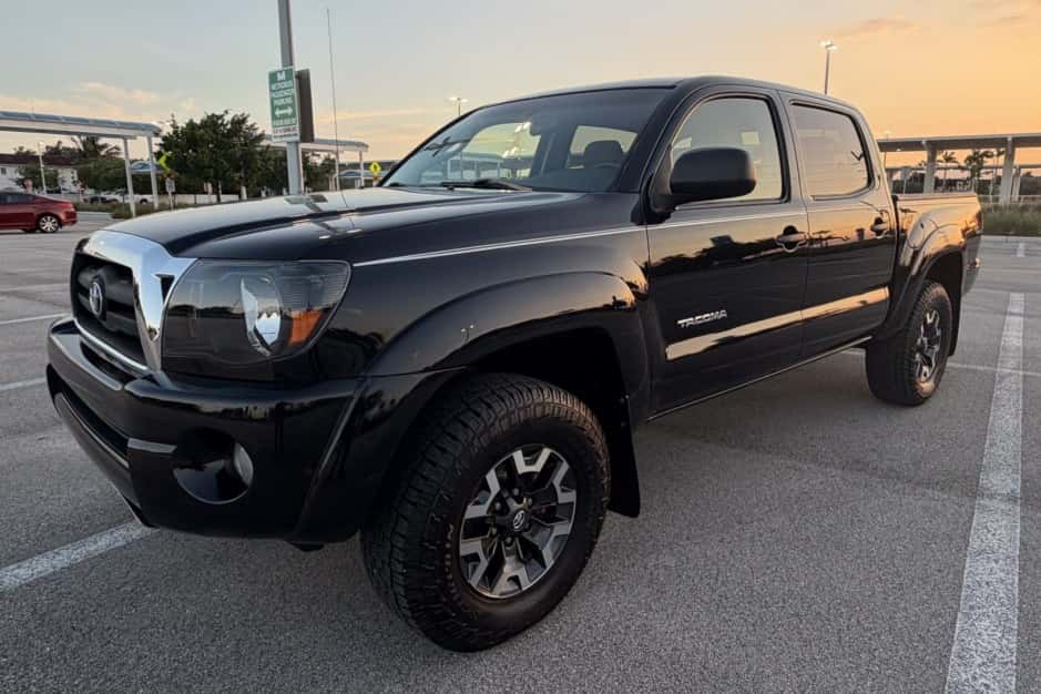 2005 Toyota Tacoma (N2X0 2005-2015) sold for $25,500