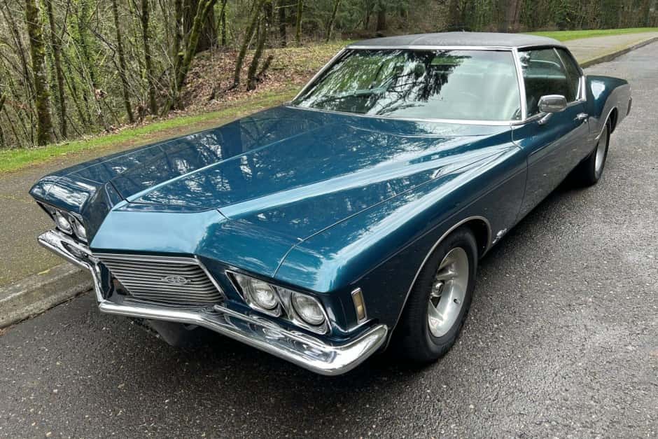 1971 Buick Riviera sold for $23,455