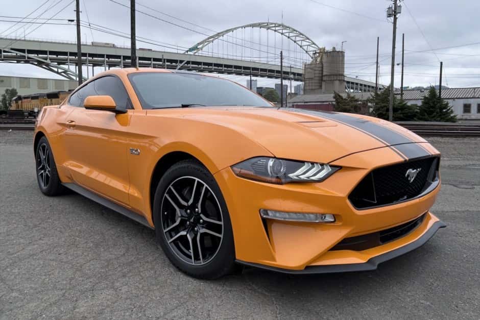2019 Ford Mustang S550 sold for $25,000