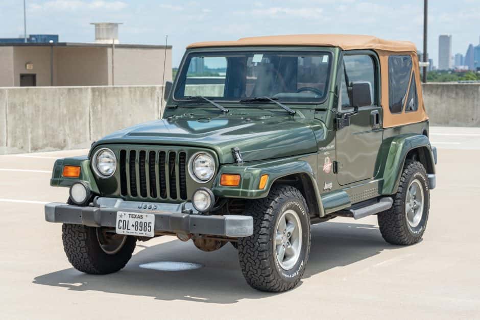 1998 Jeep Wrangler TJ (1997-2006) sold for $17,000