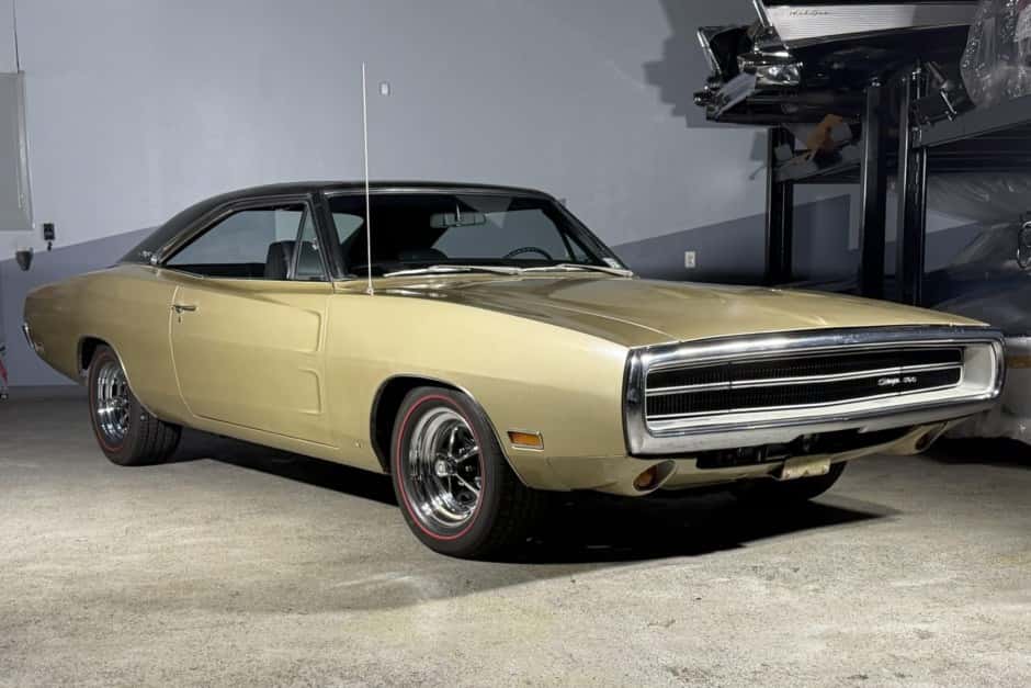 1970 Dodge Charger sold for $48,500