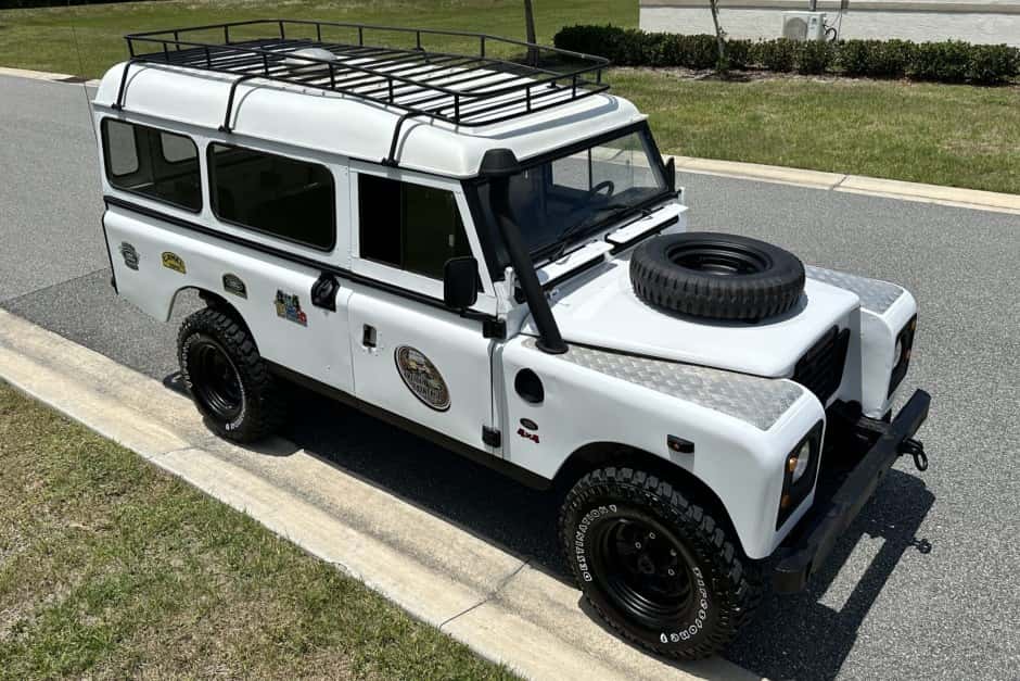 1986 Land Rover Series 109 sold for $26,000