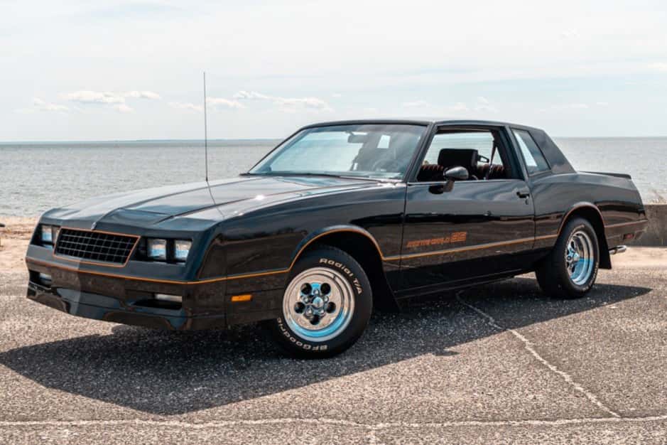 1985 Chevrolet Monte Carlo sold for $15,500