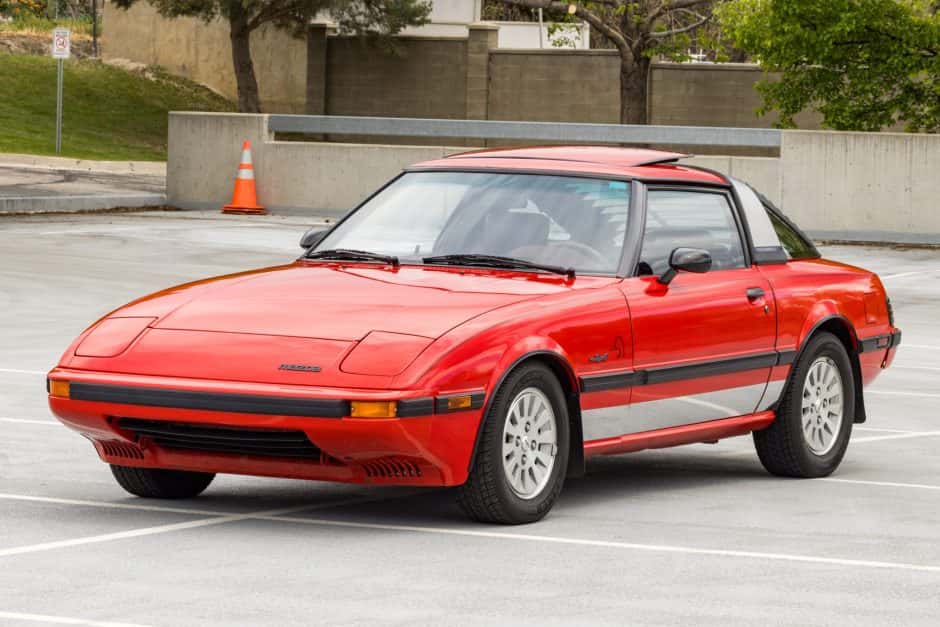 1985 Mazda RX-7 FB sold for $29,000