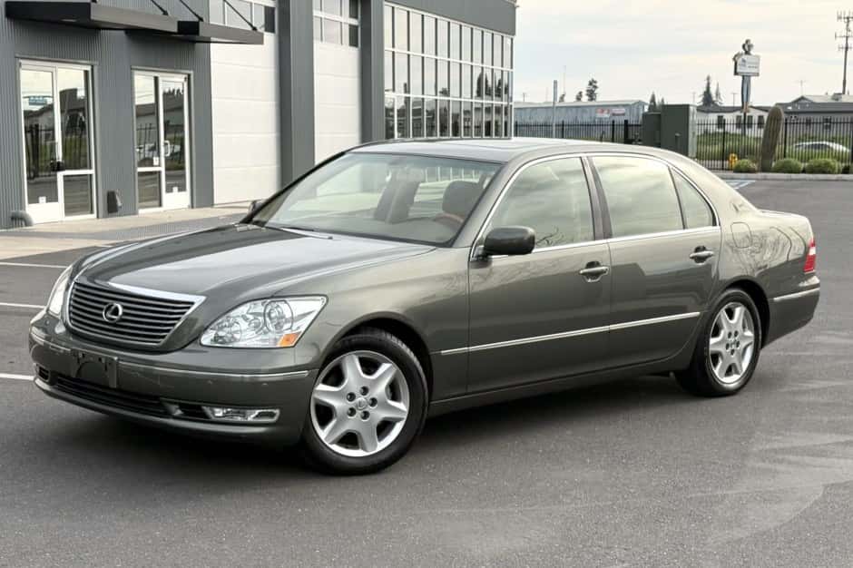 2004 Lexus XF30 LS430 sold for $23,000
