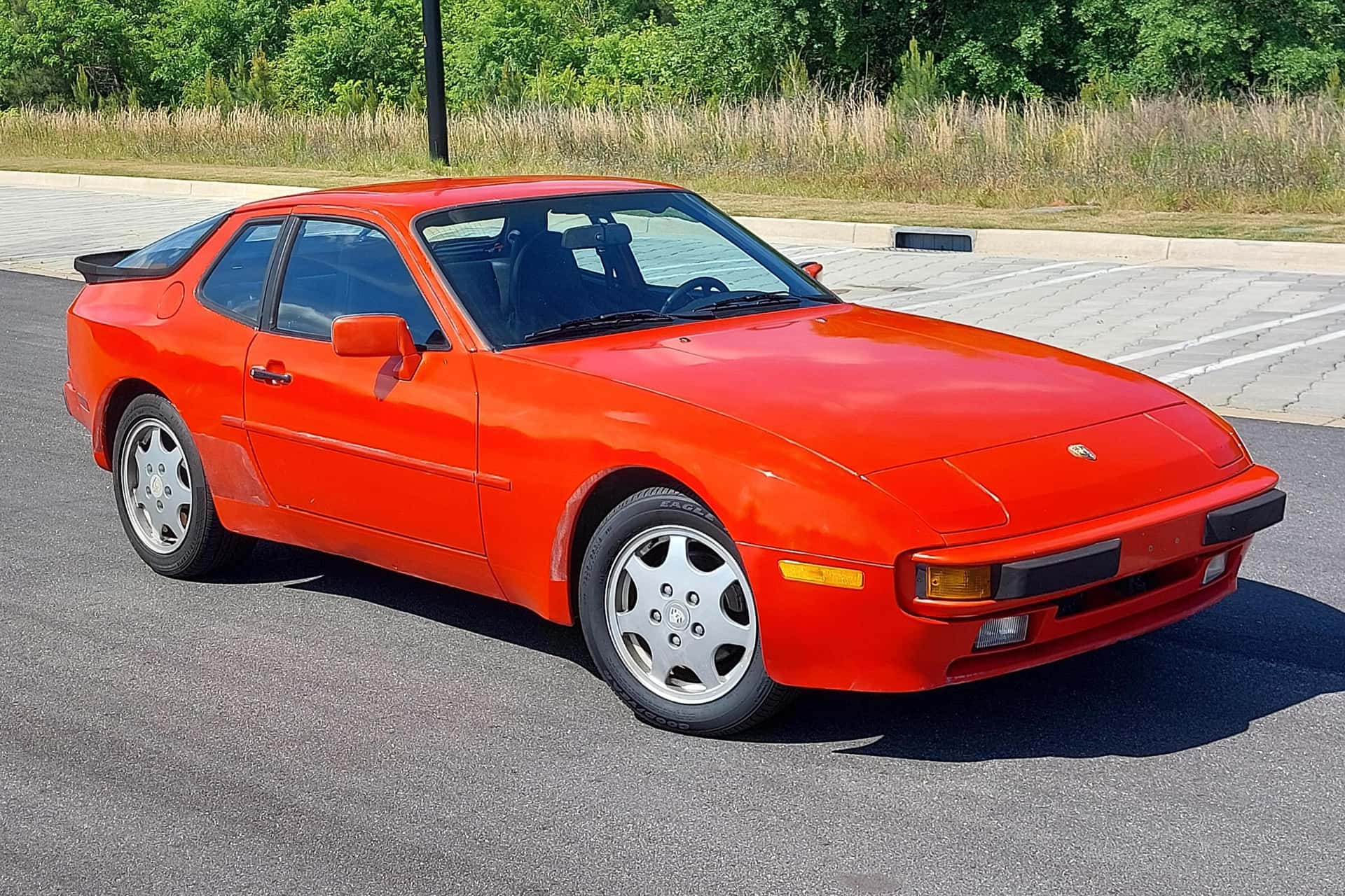 1988 Porsche 944 sold for $9,600