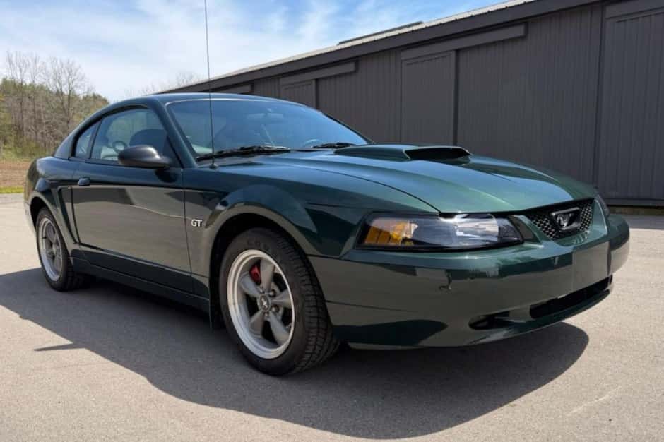 2001 Ford Mustang SN95 1994-2004 sold for $21,000