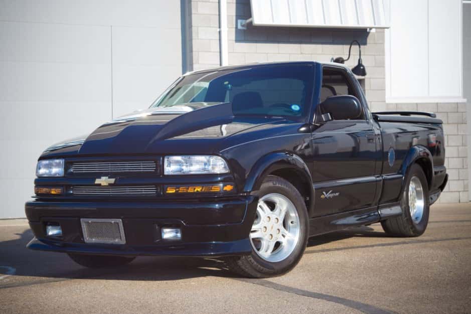 2000 Chevrolet S-10 (1994-2004) sold for $14,000