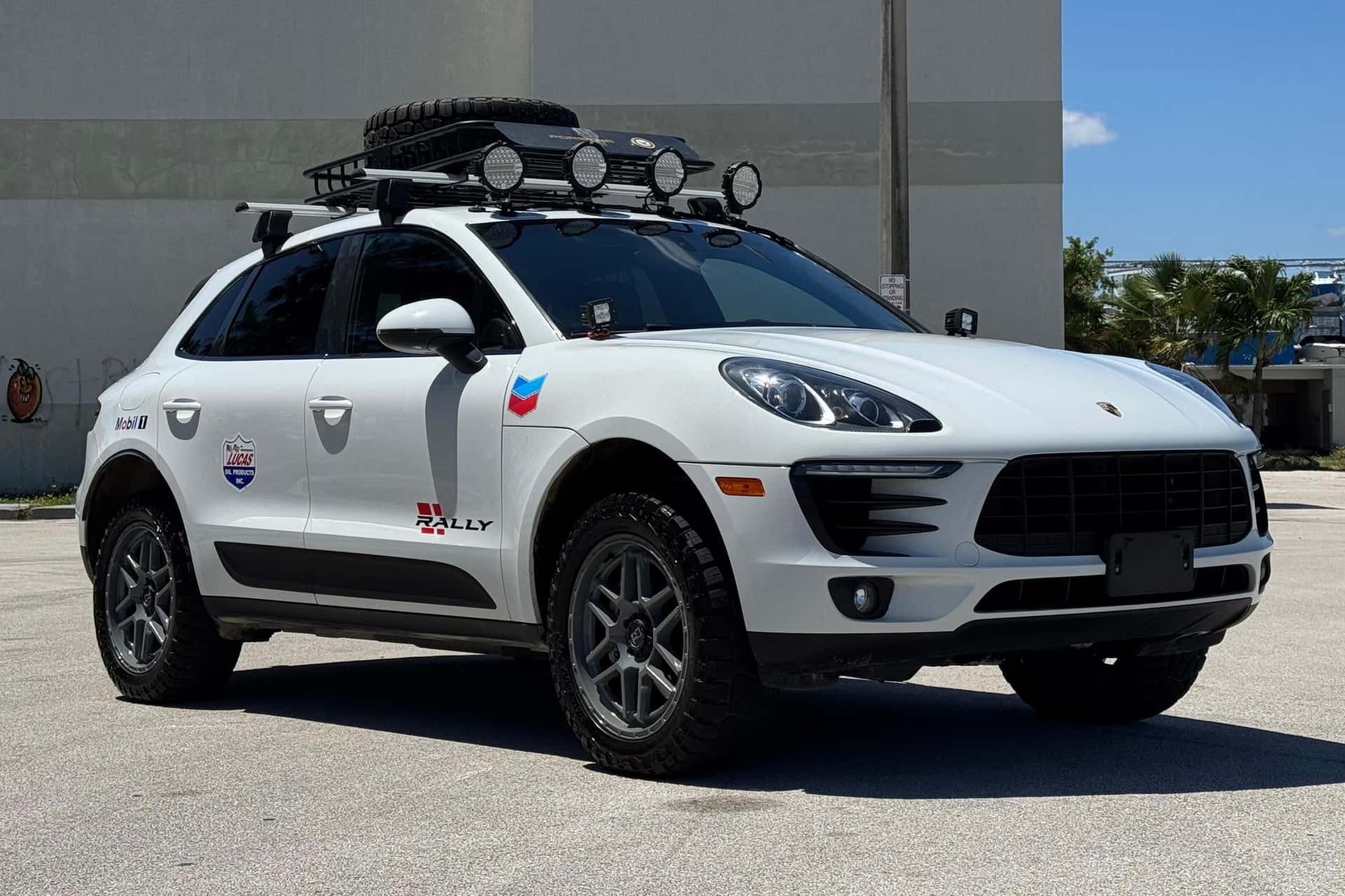 2015 Porsche Macan sold for $14,000