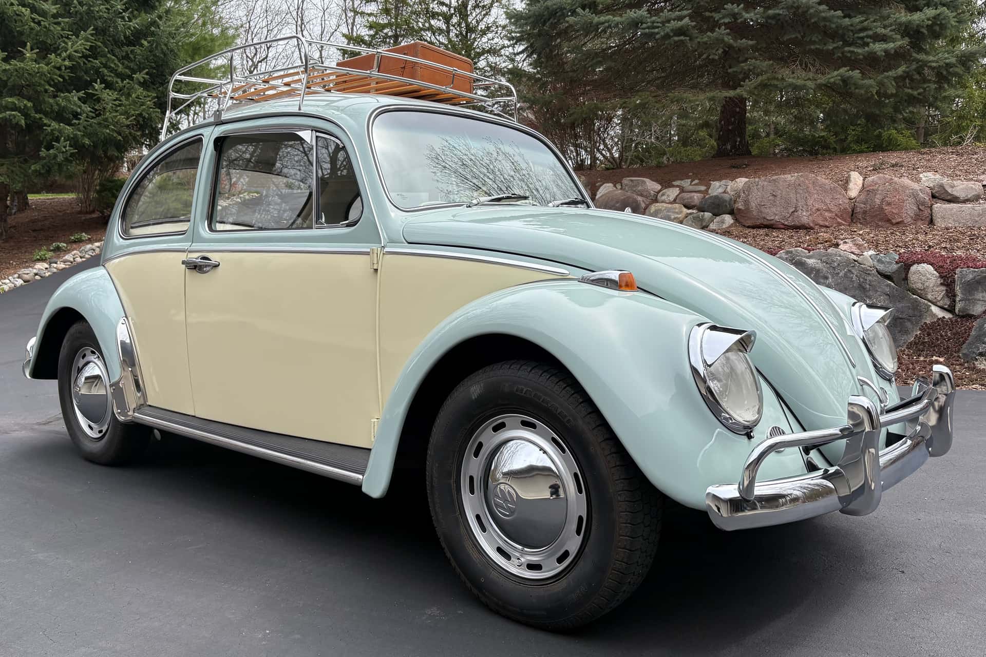 1965 Volkswagen Beetle sold for $11,500