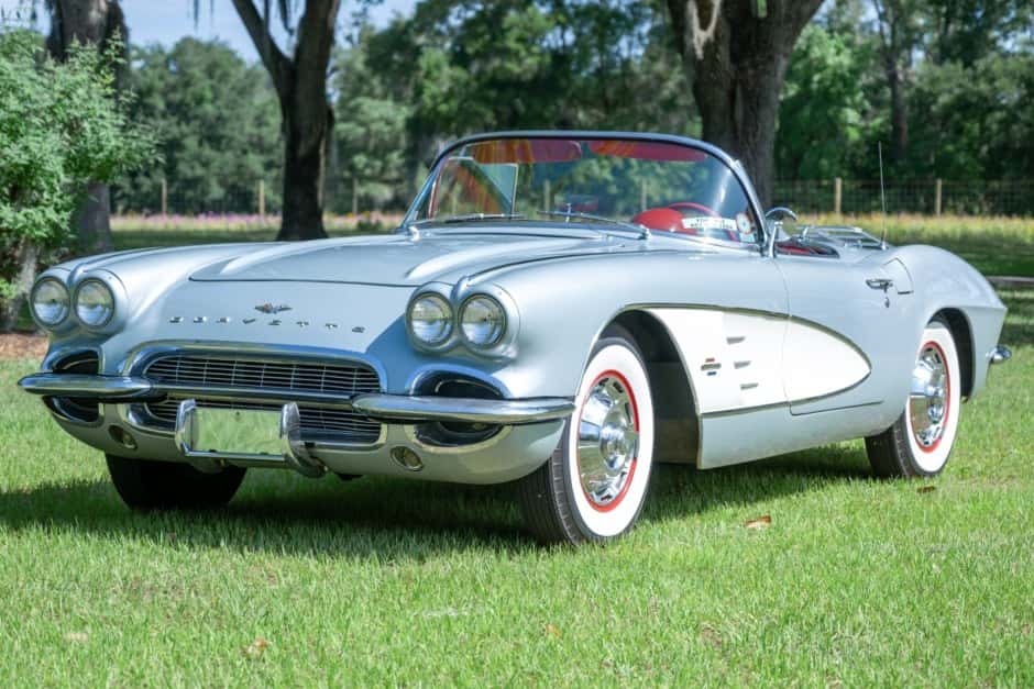 1961 Chevrolet Corvette C1 (1961-1962) sold for $54,000