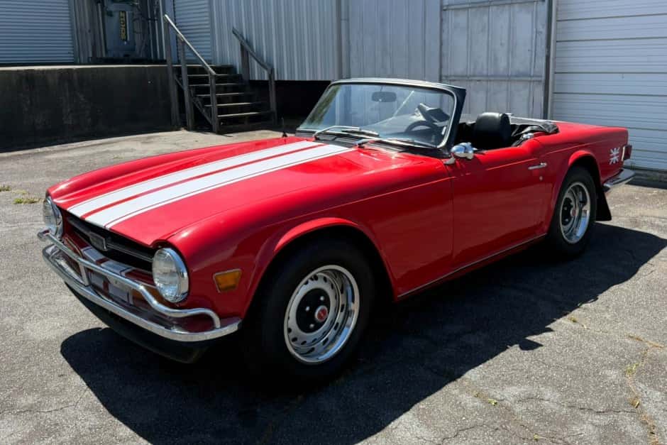 1972 Triumph TR6 sold for $12,750