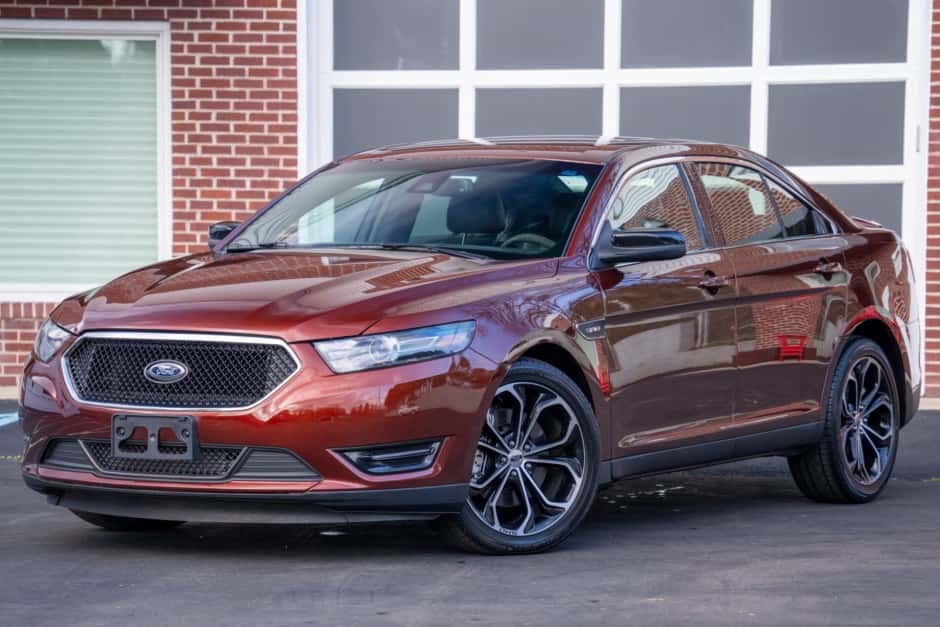 2016 Ford Taurus SHO sold for $38,000
