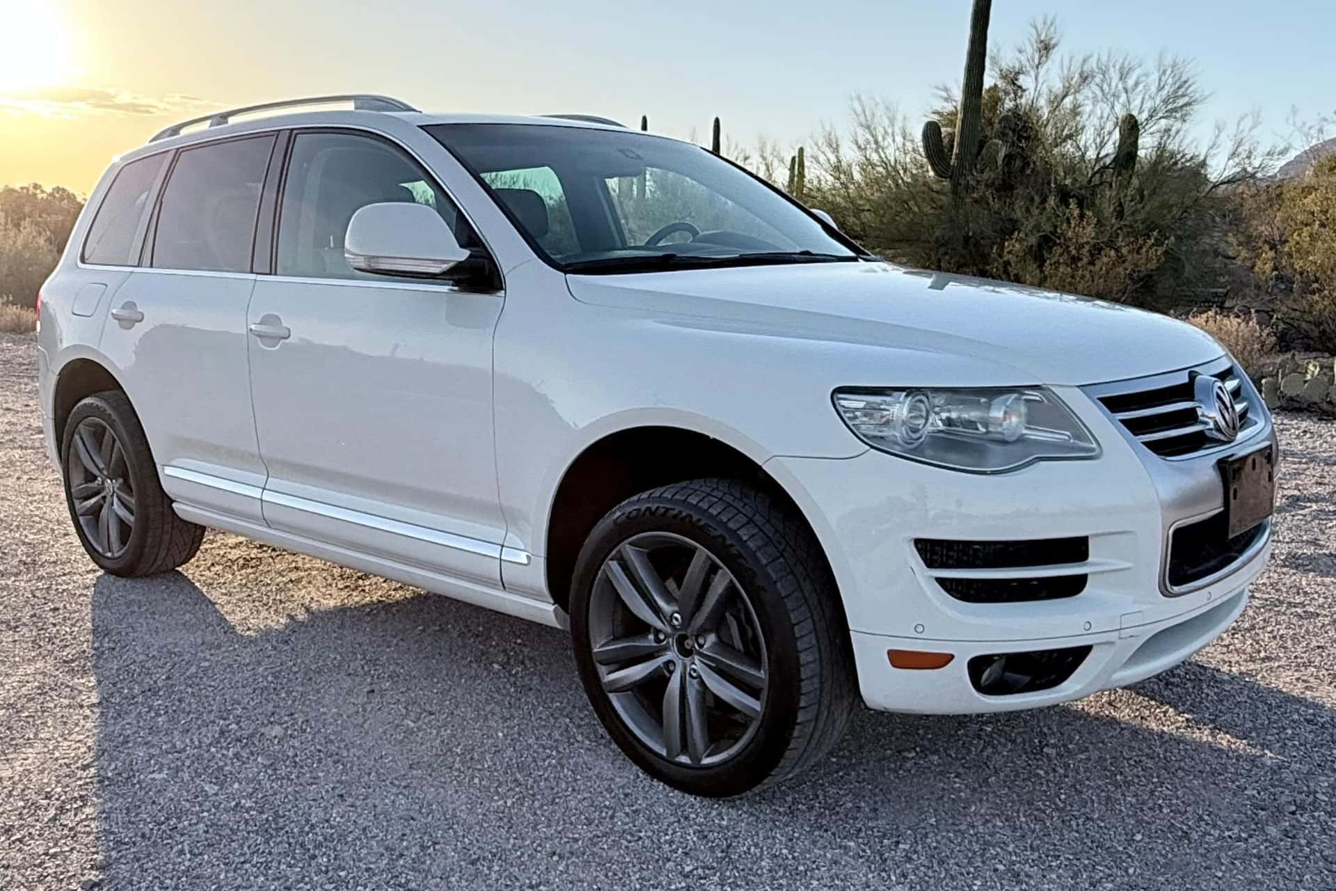 2010 Volkswagen Touareg sold for $4,886
