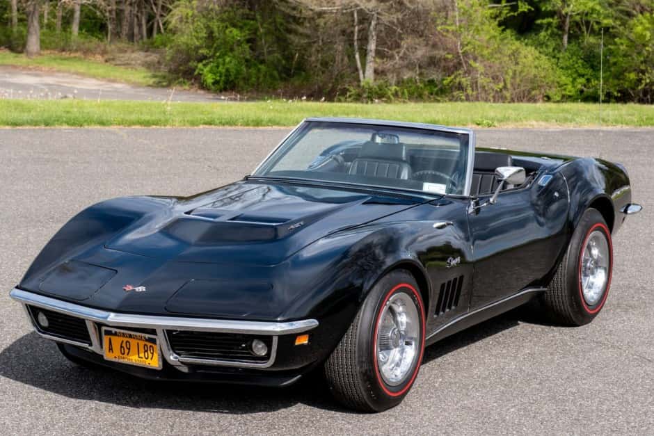 1969 Chevrolet Corvette C3 Convertible sold for $133,000