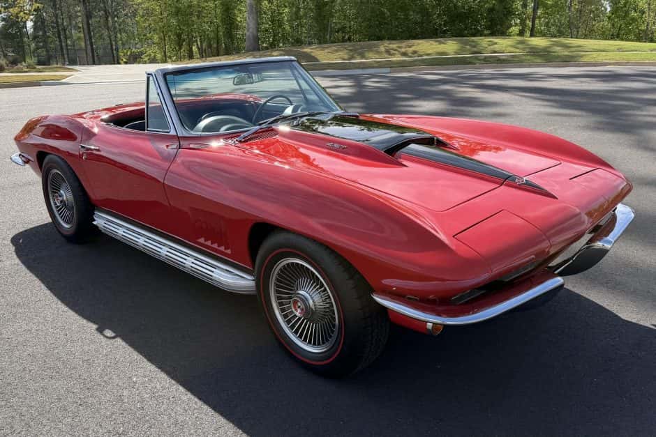 1967 Chevrolet Corvette C2 (1967) sold for $72,000