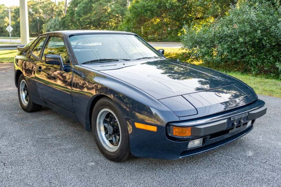 1984 Porsche 944 sold for $18,000