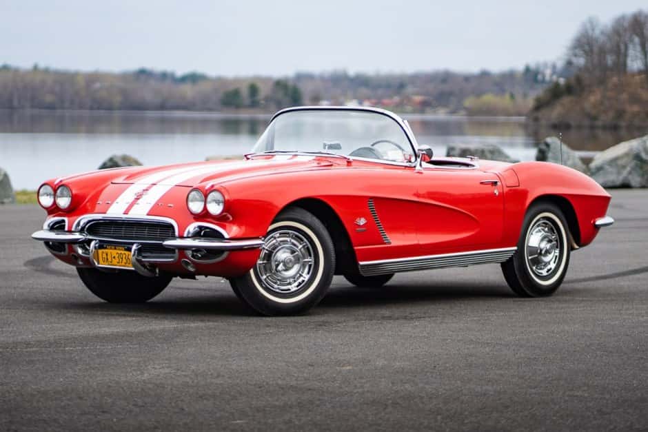 1962 Chevrolet Corvette C1 (1961-1962) sold for $54,500