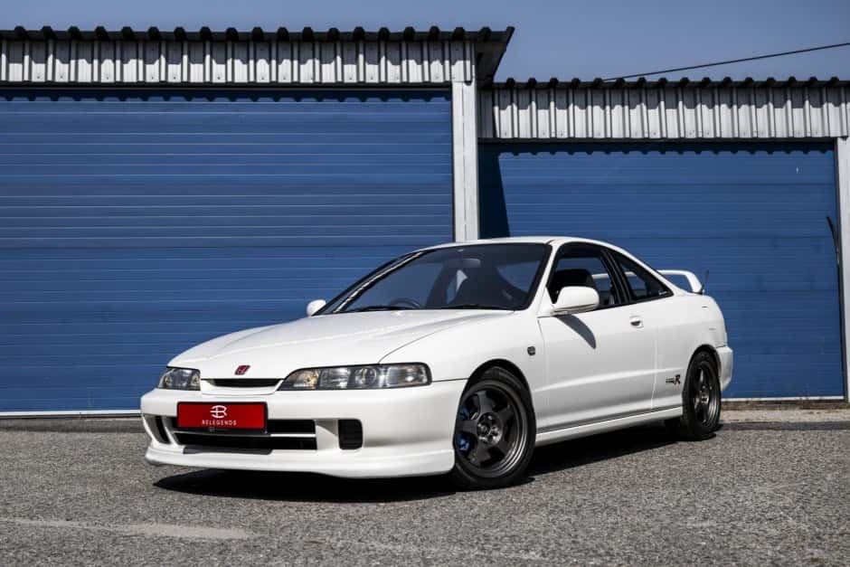 1996 Acura Integra Type R sold for $13,250
