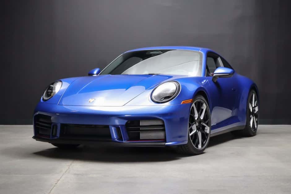 2026 Porsche 992 911 Carrera T sold for $0