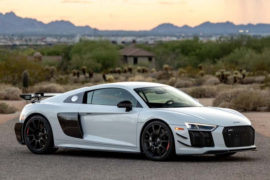 2018 Audi R8 (Type 4S) sold for $283,000