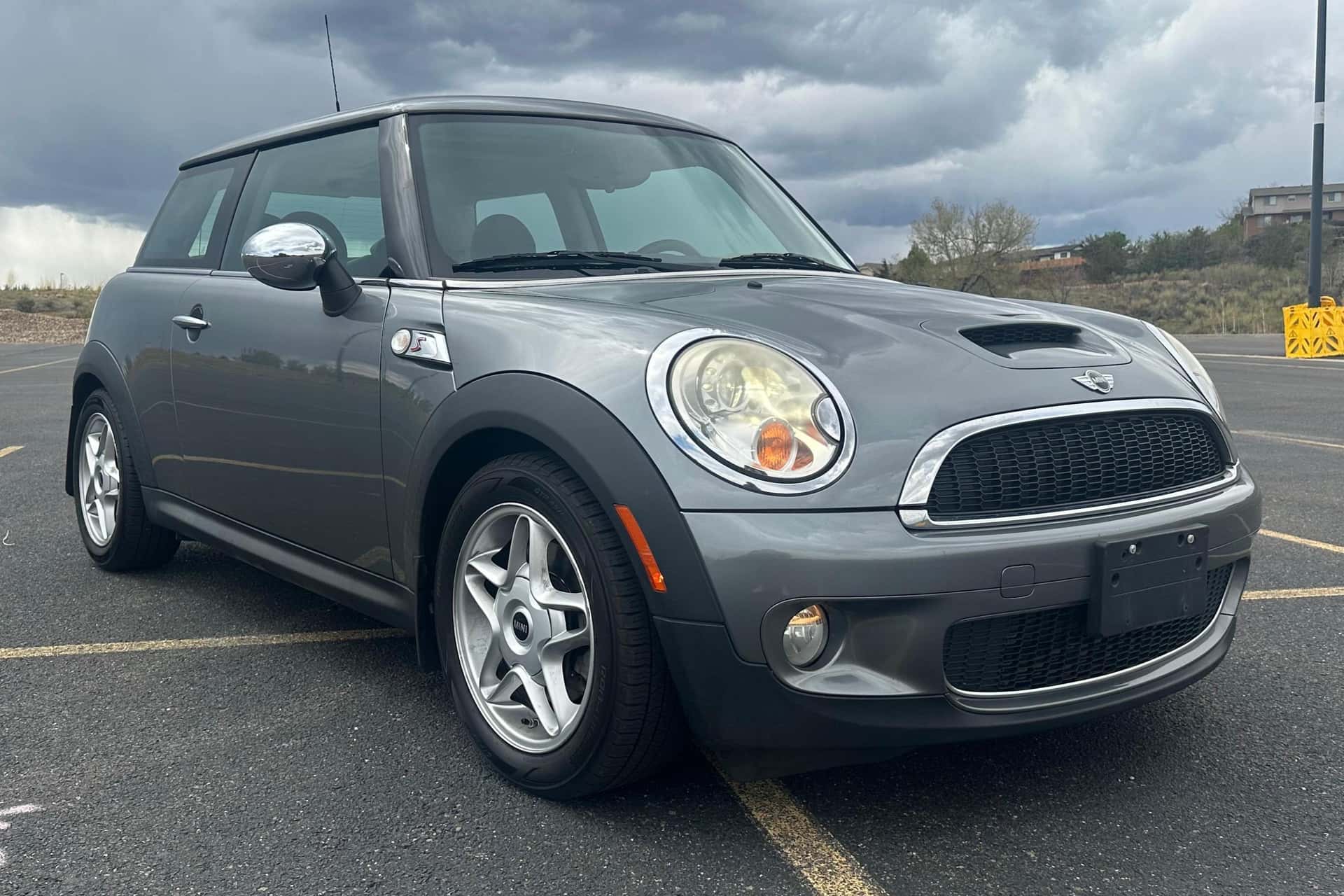 2007 MINI Cooper sold for $6,000