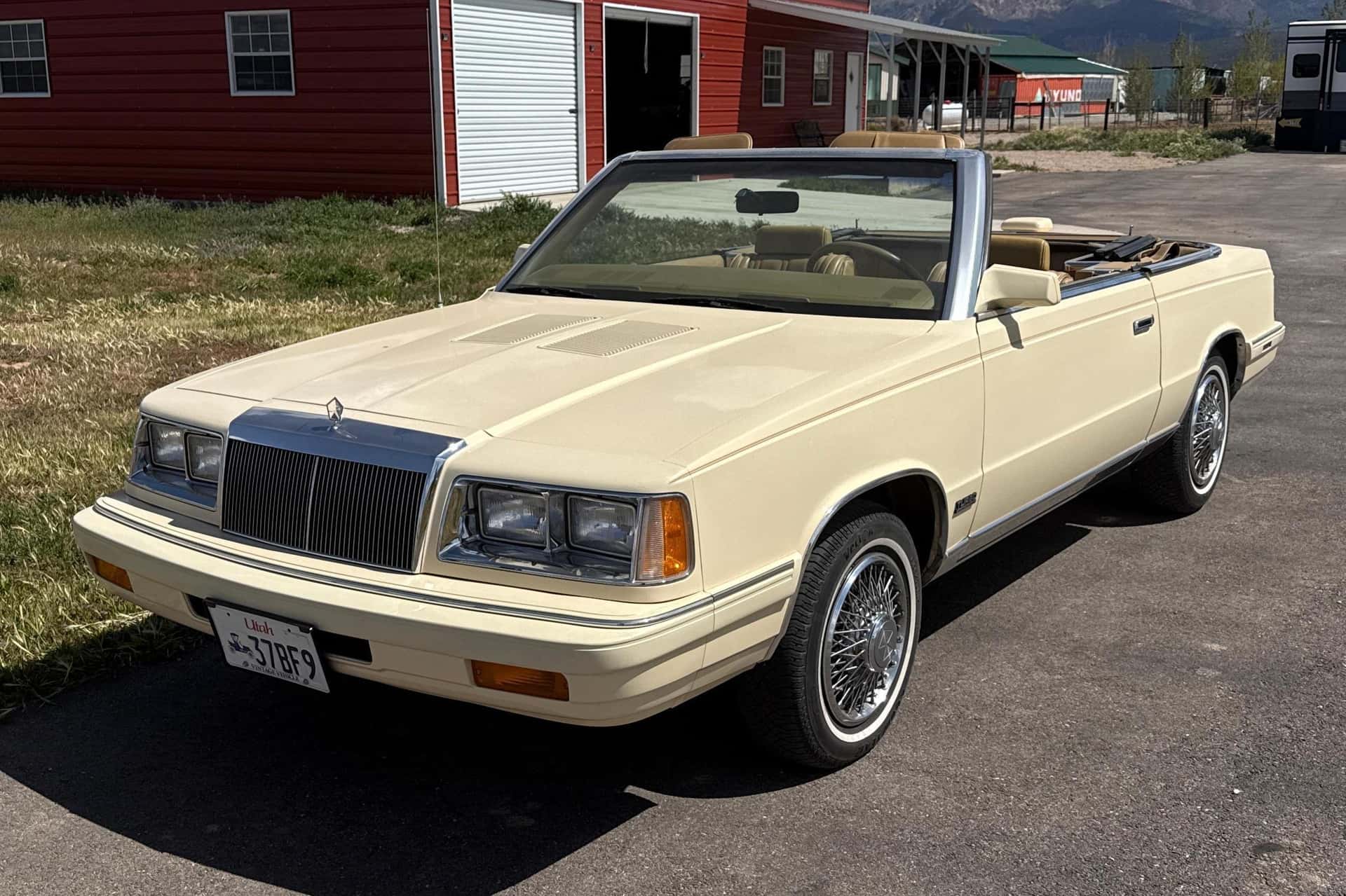 1986 Chrysler LeBaron sold for $5,900