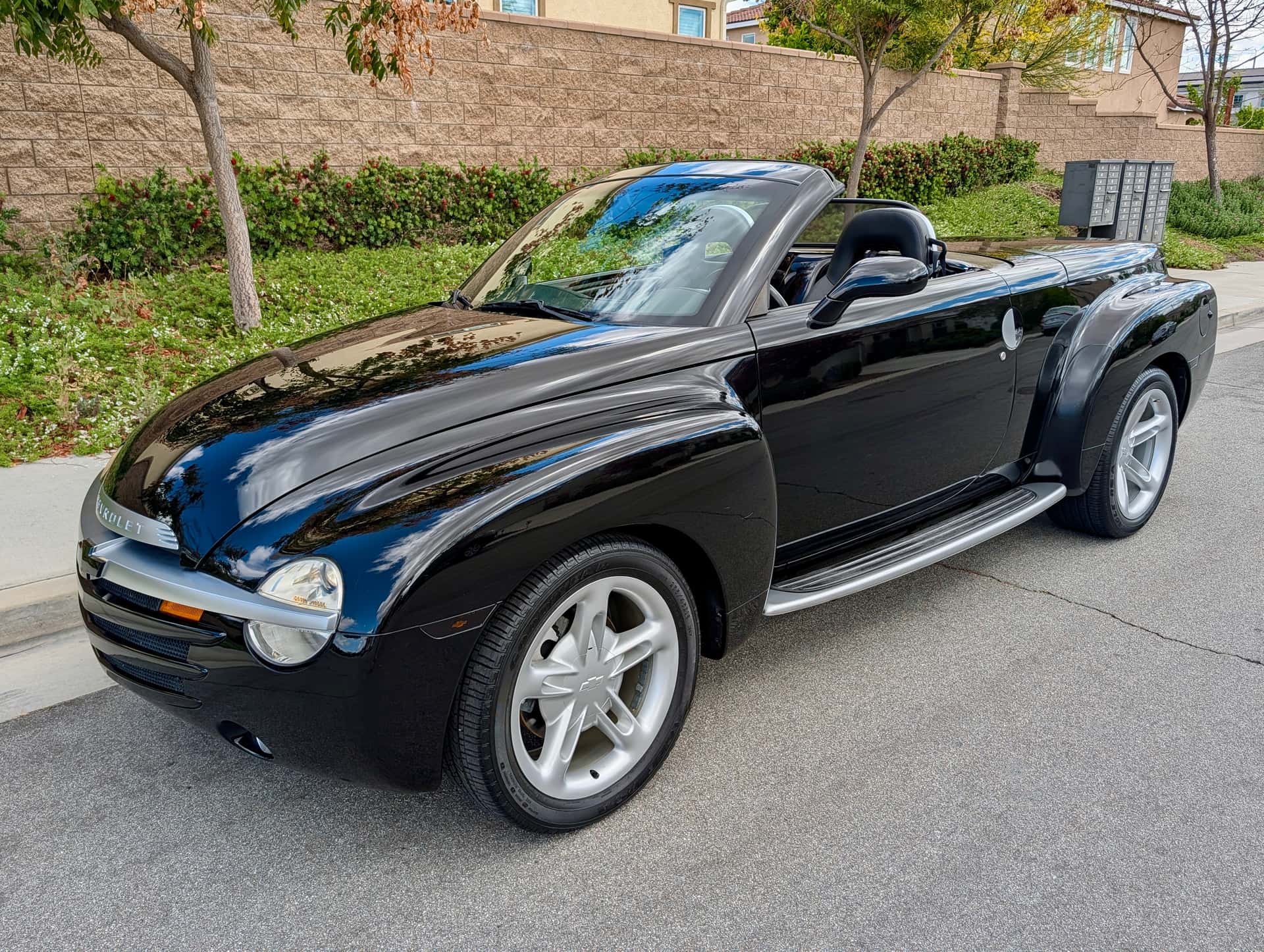 2004 Chevrolet SSR sold for $18,000