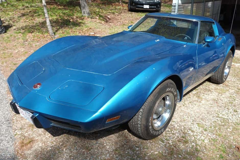 1975 Chevrolet Corvette C3 Coupe (1973-1982) sold for $4,300