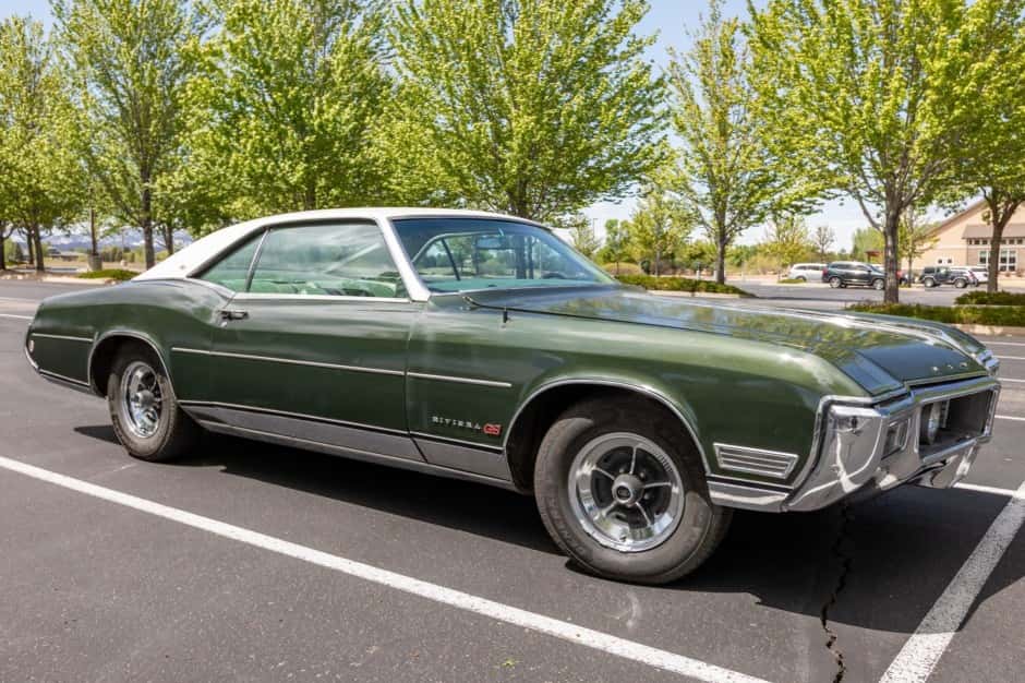 1968 Buick Riviera sold for $9,500